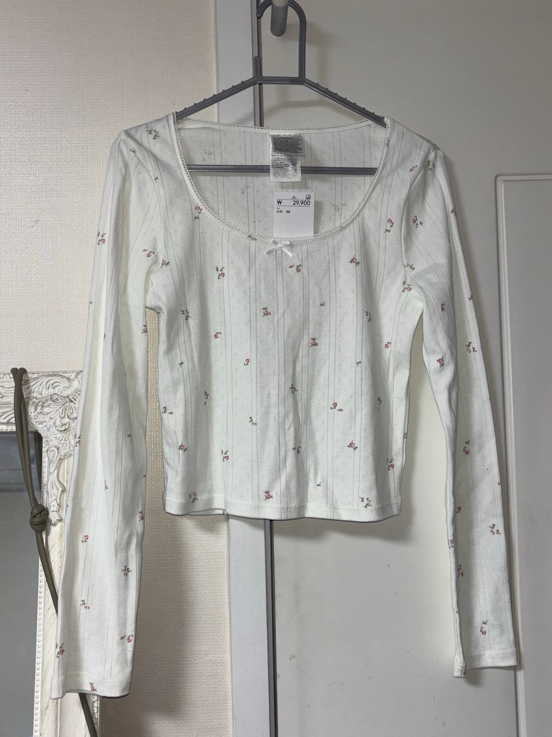 플라워 롱슬리브 티셔츠 XS 새상품 상품이미지1