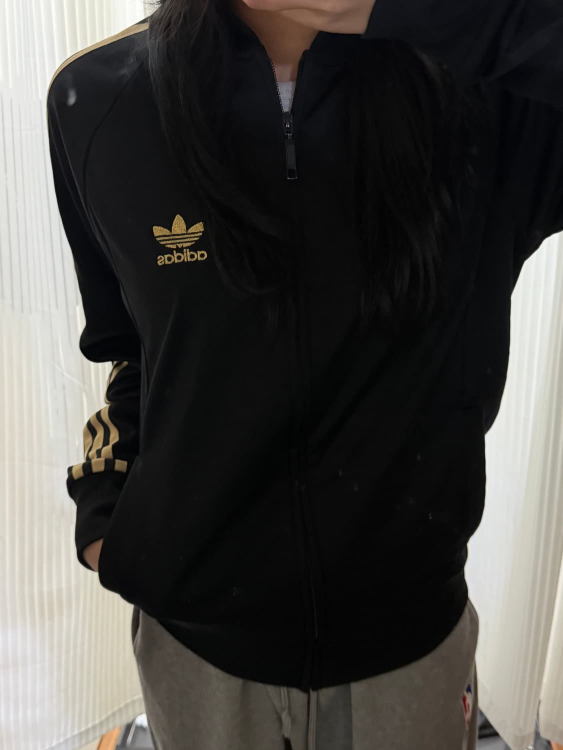 아디다스 블랙/골드 져지 집업 105 상품이미지1