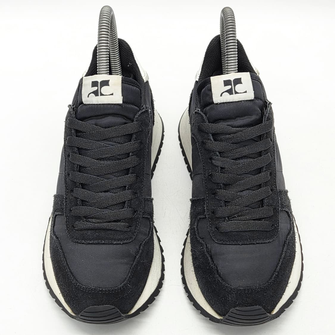 꾸레쥬 우먼스 트레이너 스니커즈 검/흰 (37) 상품이미지4