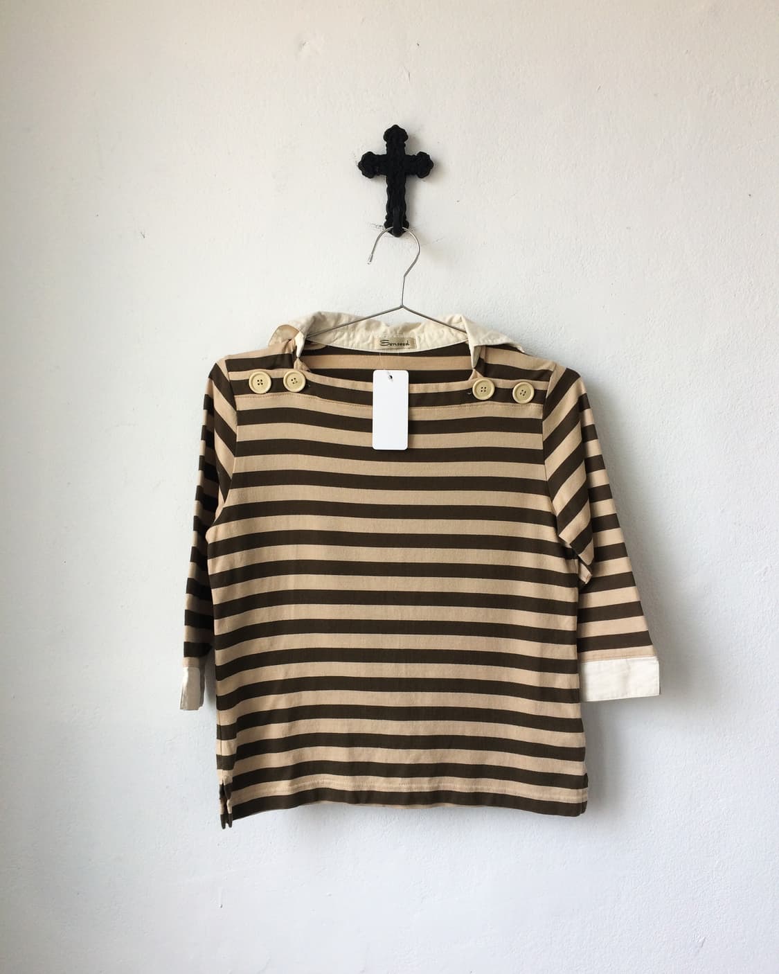 Button point stripe pattern top 상품이미지2