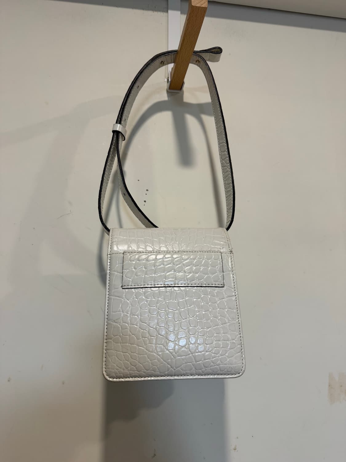 마지셔우드 화이트 백 상품이미지3