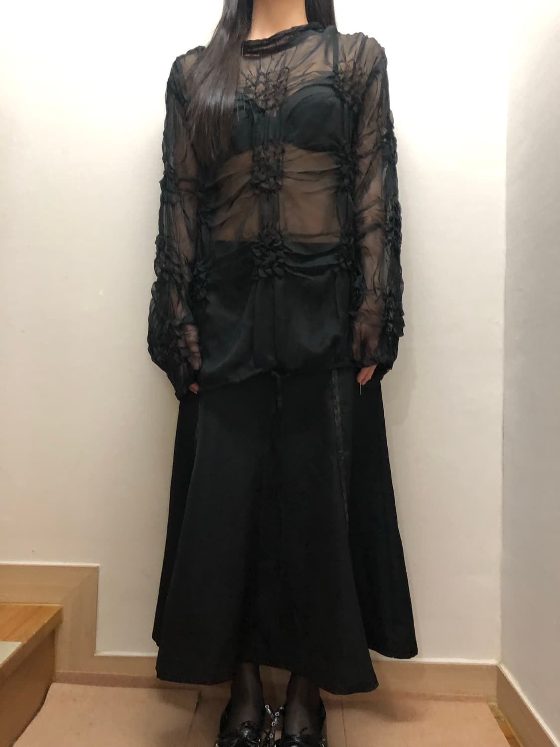 빈티지 블랙 셔링 탑 상품이미지4