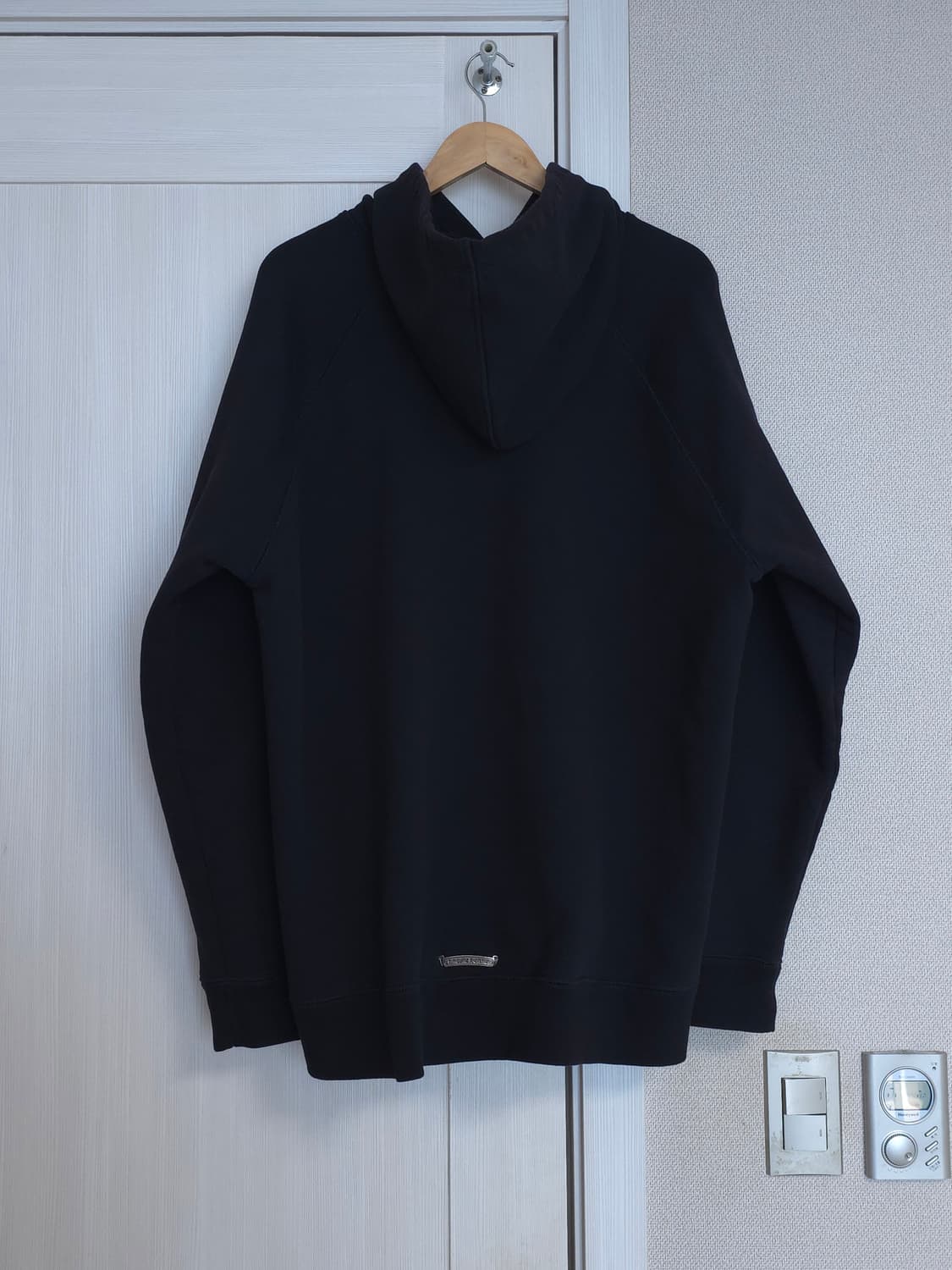 [XXL] 크롬하츠 레더패치 페이퍼잼 후드 블랙 상품이미지3