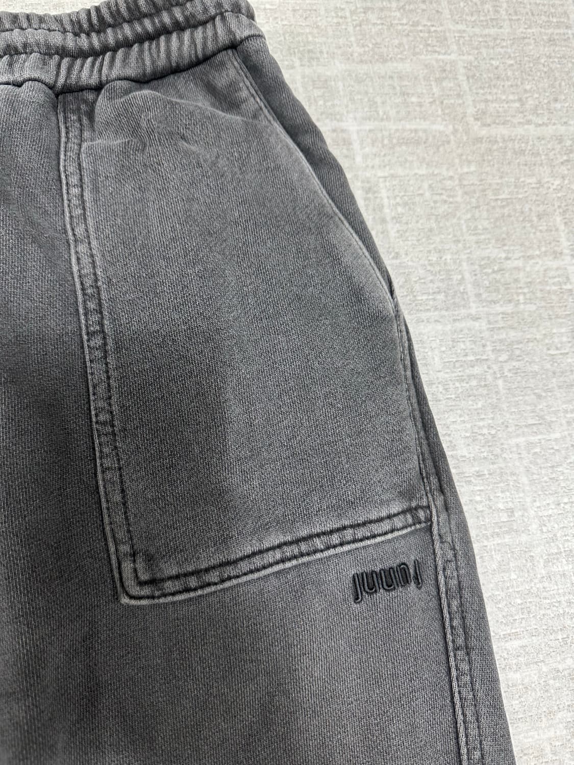 22FW 준지 그레이 조거 상품이미지4