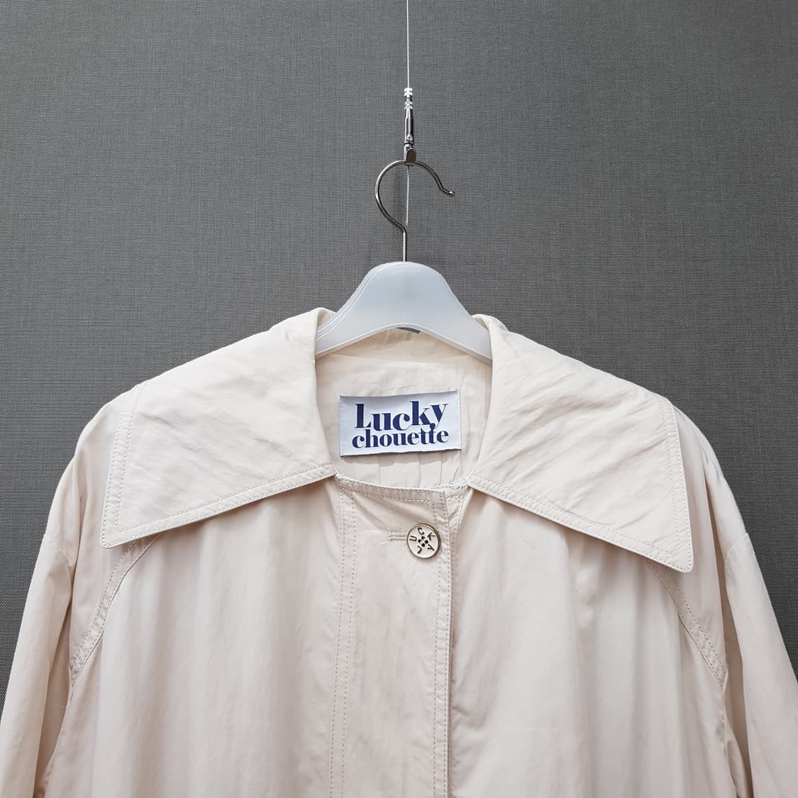 럭키슈에뜨 셔링 웨이스트 버튼 원피스 겸 롱 자켓 36사이즈 상품이미지2