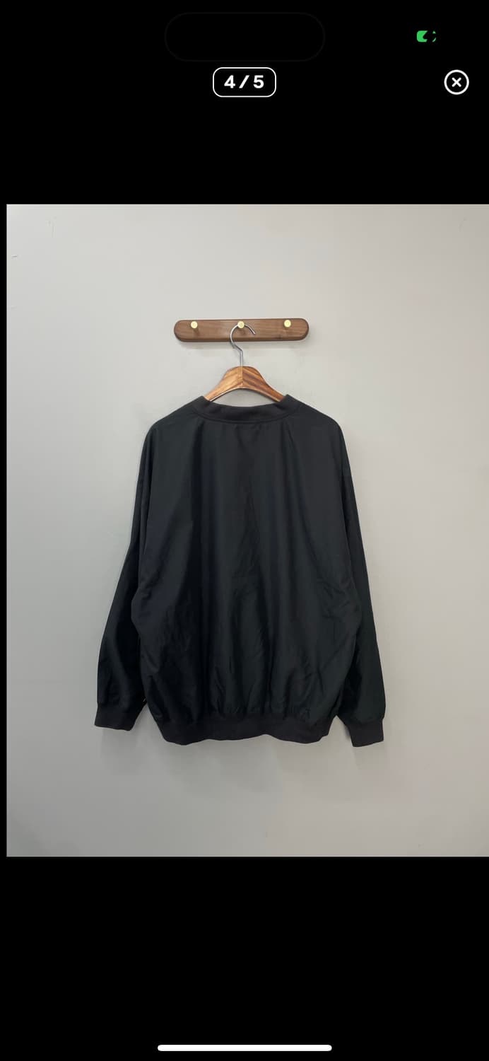 나이키 올드스쿨 체스트로고 브이넥 블랙 웜업 A2862 상품이미지4