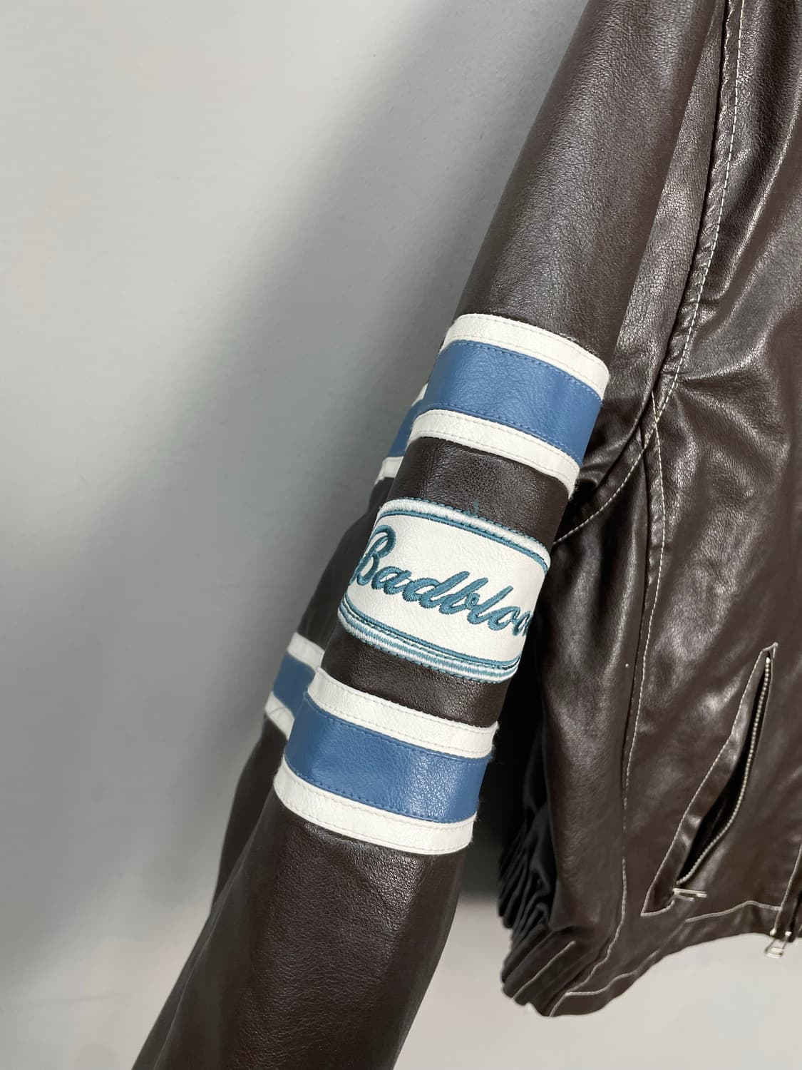 베드블러드 91 레더 브라운 바시티 자켓1663 상품이미지5