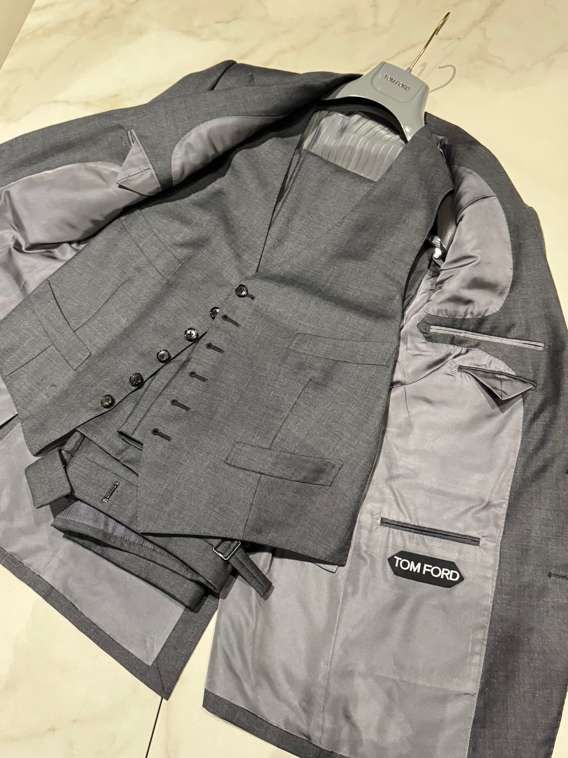 톰포드 쓰리피스 정장 셋업 50 상품이미지5