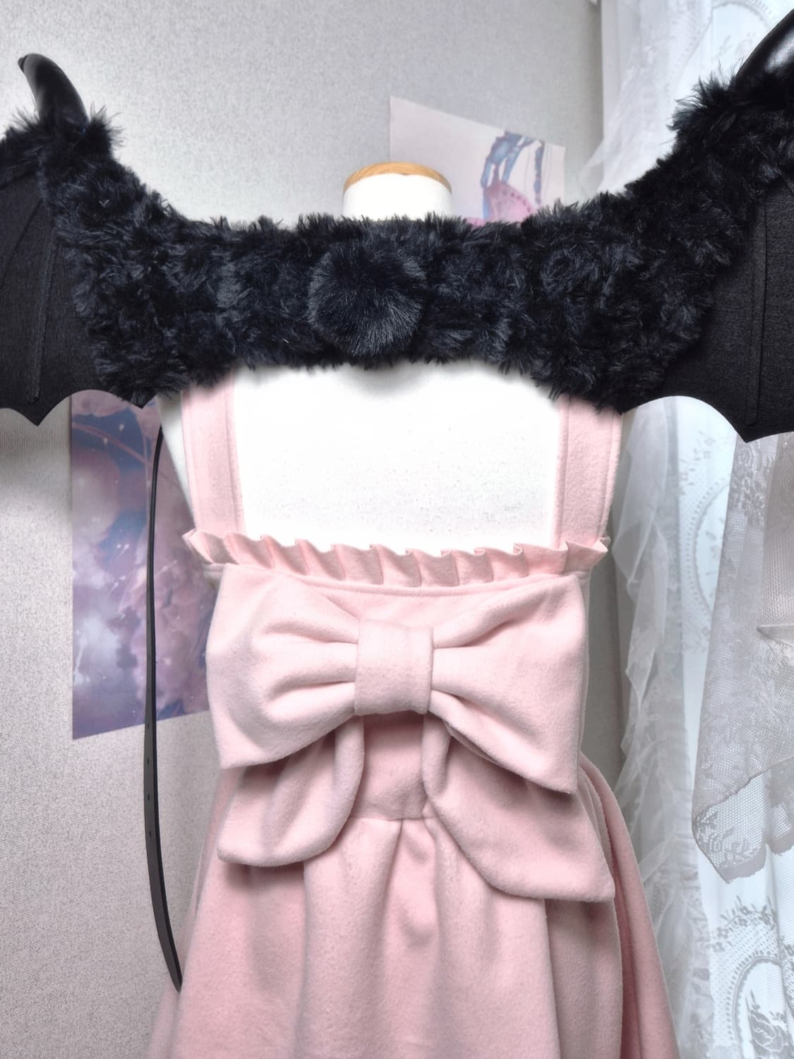 스완키스 블랙핑크 히메갸루 폼폼 리본 원피스 리즈리사깔 상품이미지3