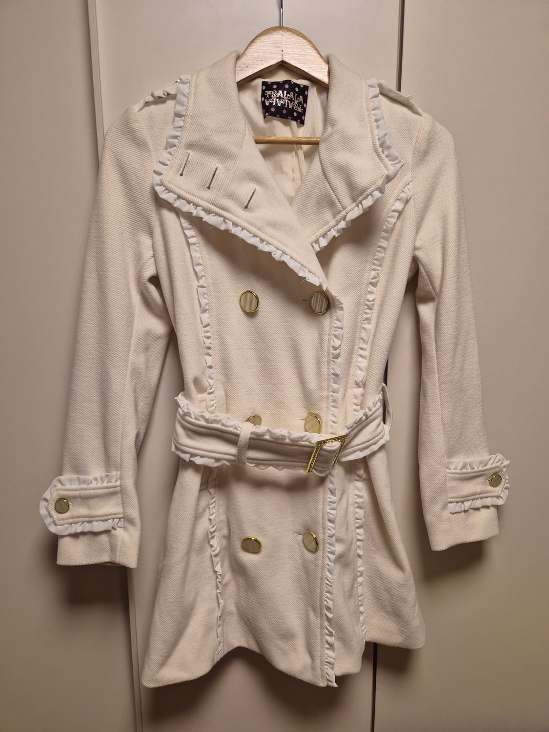 트랄라라 화이트코트 상품이미지1