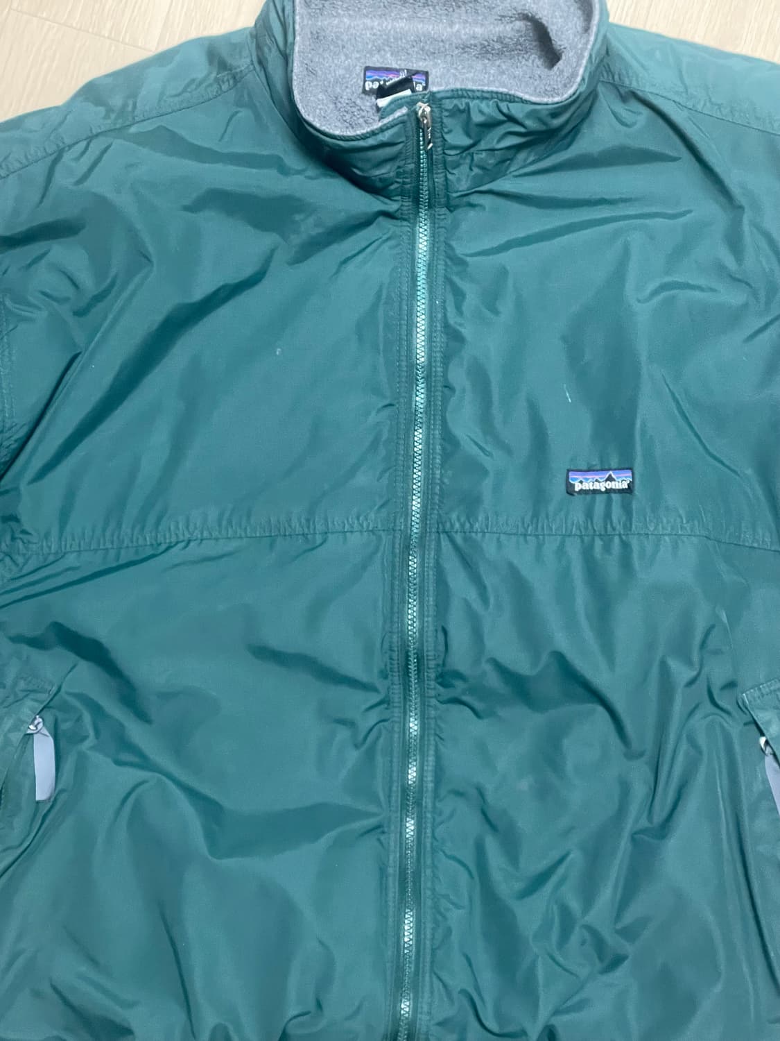 파타고니아 쉘드 신칠라 봄버 재킷 xxl 헌터그린 상품이미지4