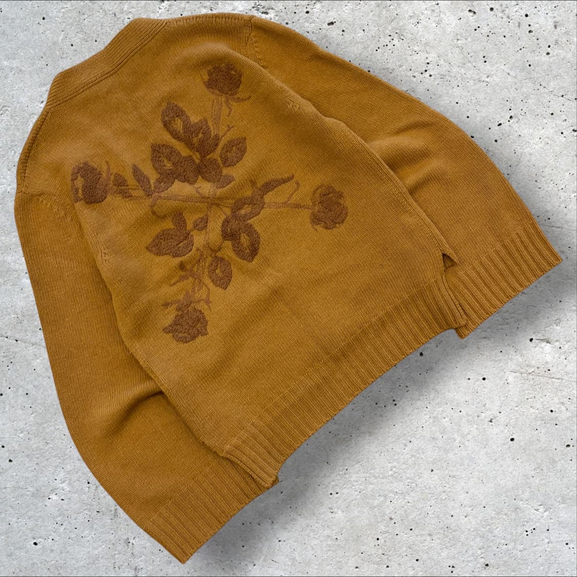 [42] 20FW 오프화이트 플라워 애로우 니트 가디건 브라운 D887 상품이미지1