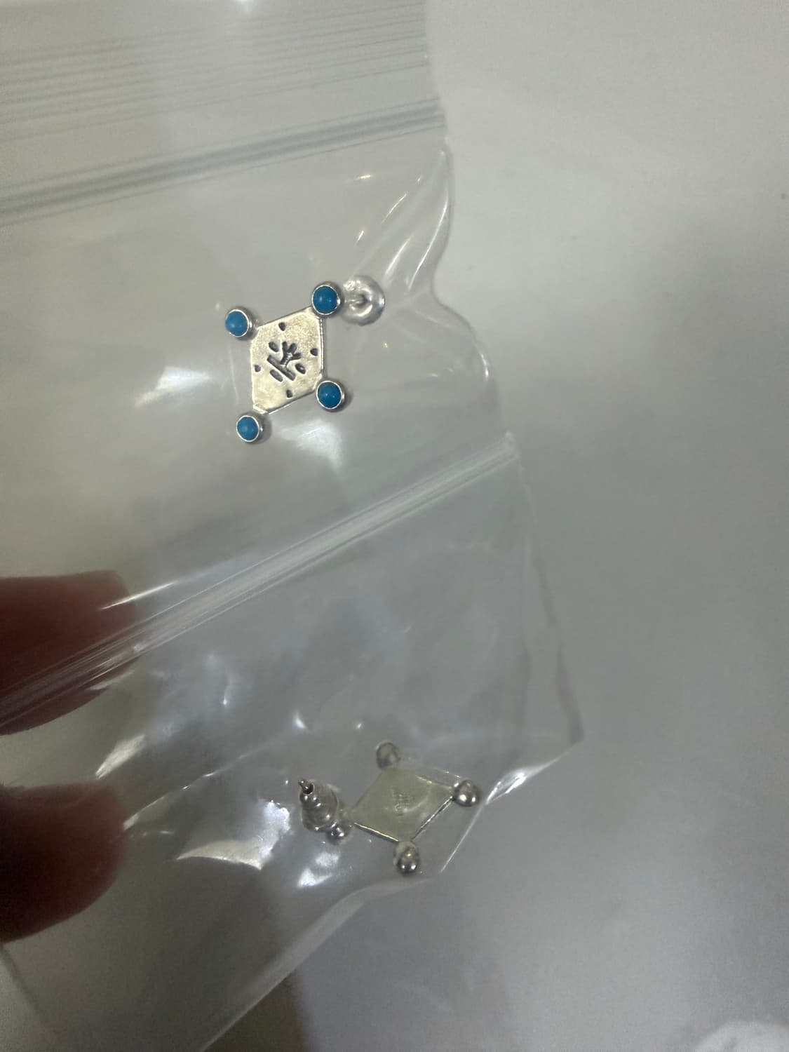 EnSage 토템 스터드 이어링 상품이미지2