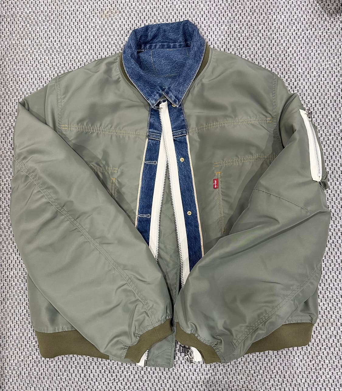 리바이스 x 사카이 나일론 트윌 리버시블 블루종 + 뱃지 4종 상품이미지3