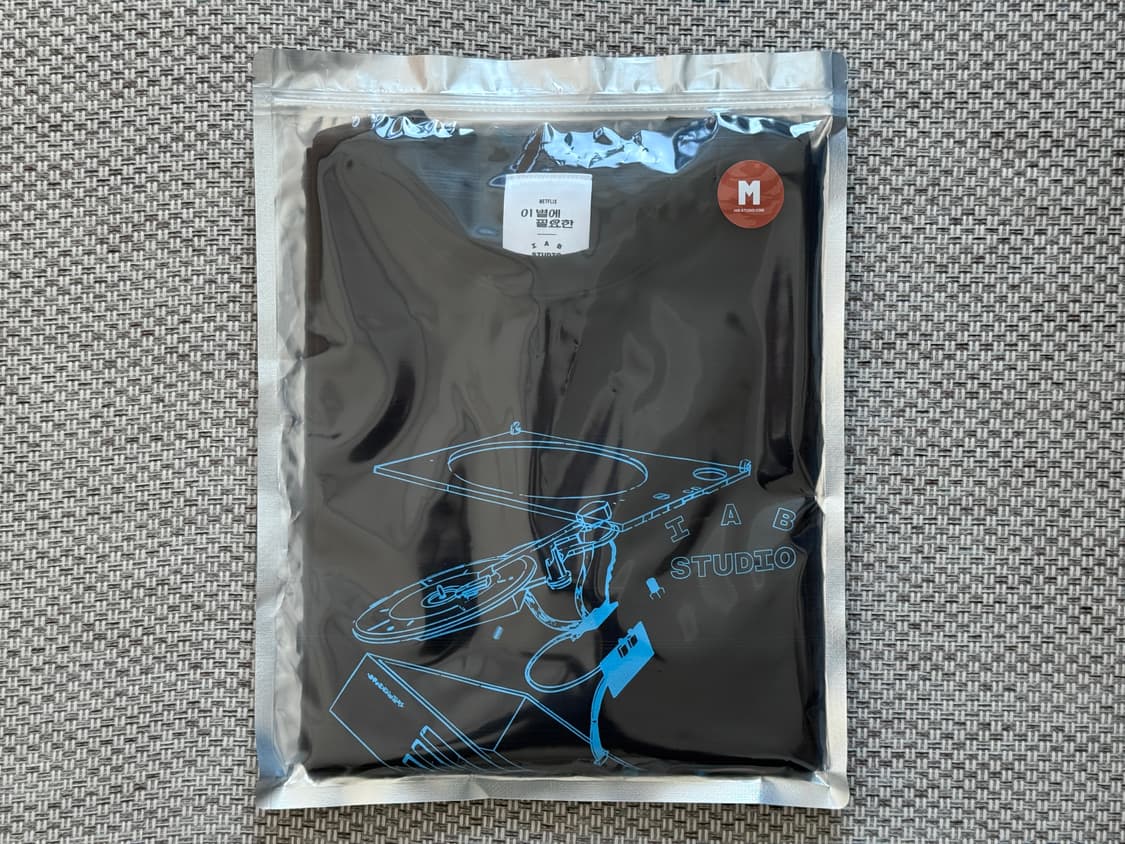 [M] 아이앱스튜디오 X 이 별에 필요한 롱슬리브 상품이미지3