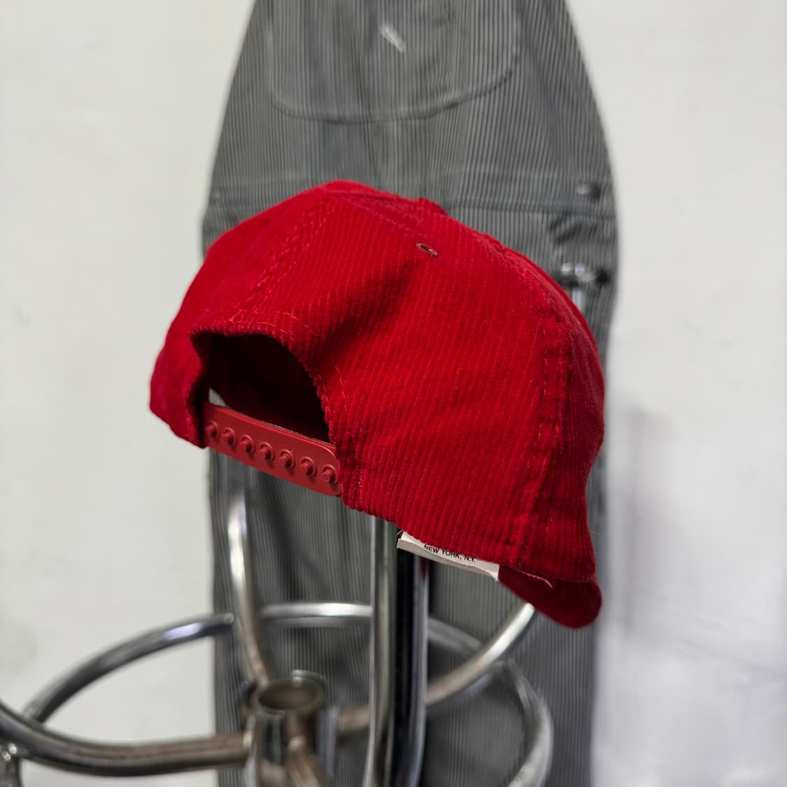 말보로 자수 스펠로고 코듀로이 캡 상품이미지3