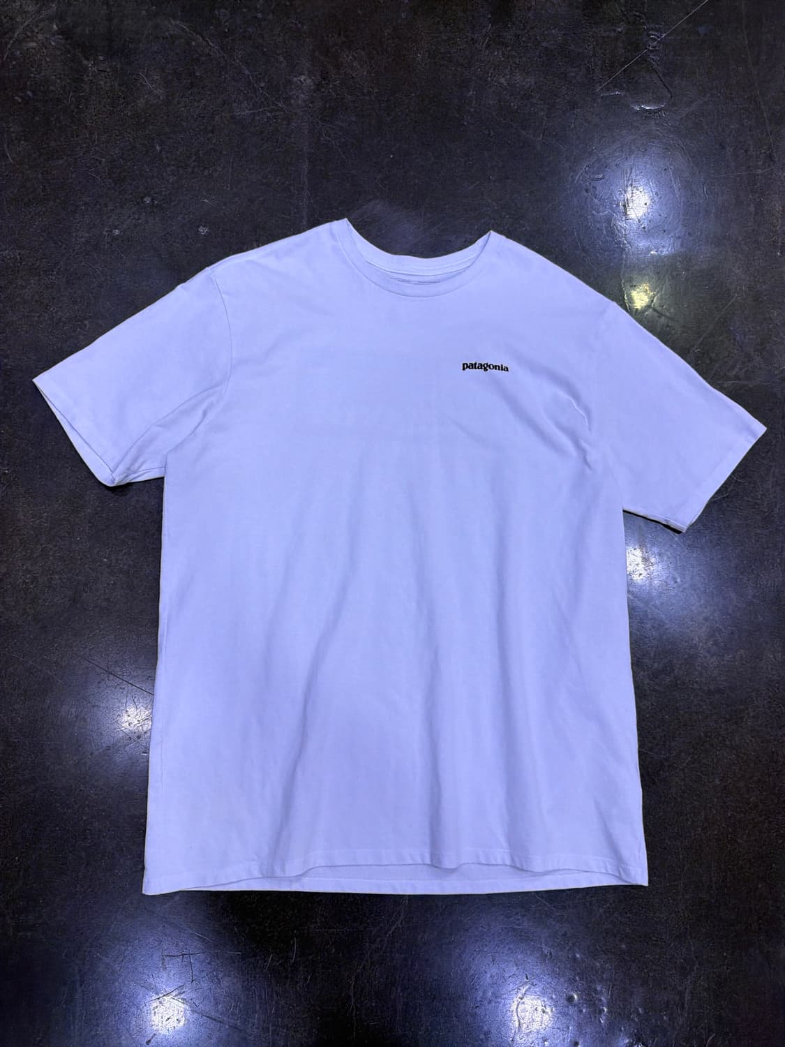 파타고니아 로고 반팔티 화이트 L 상품이미지1