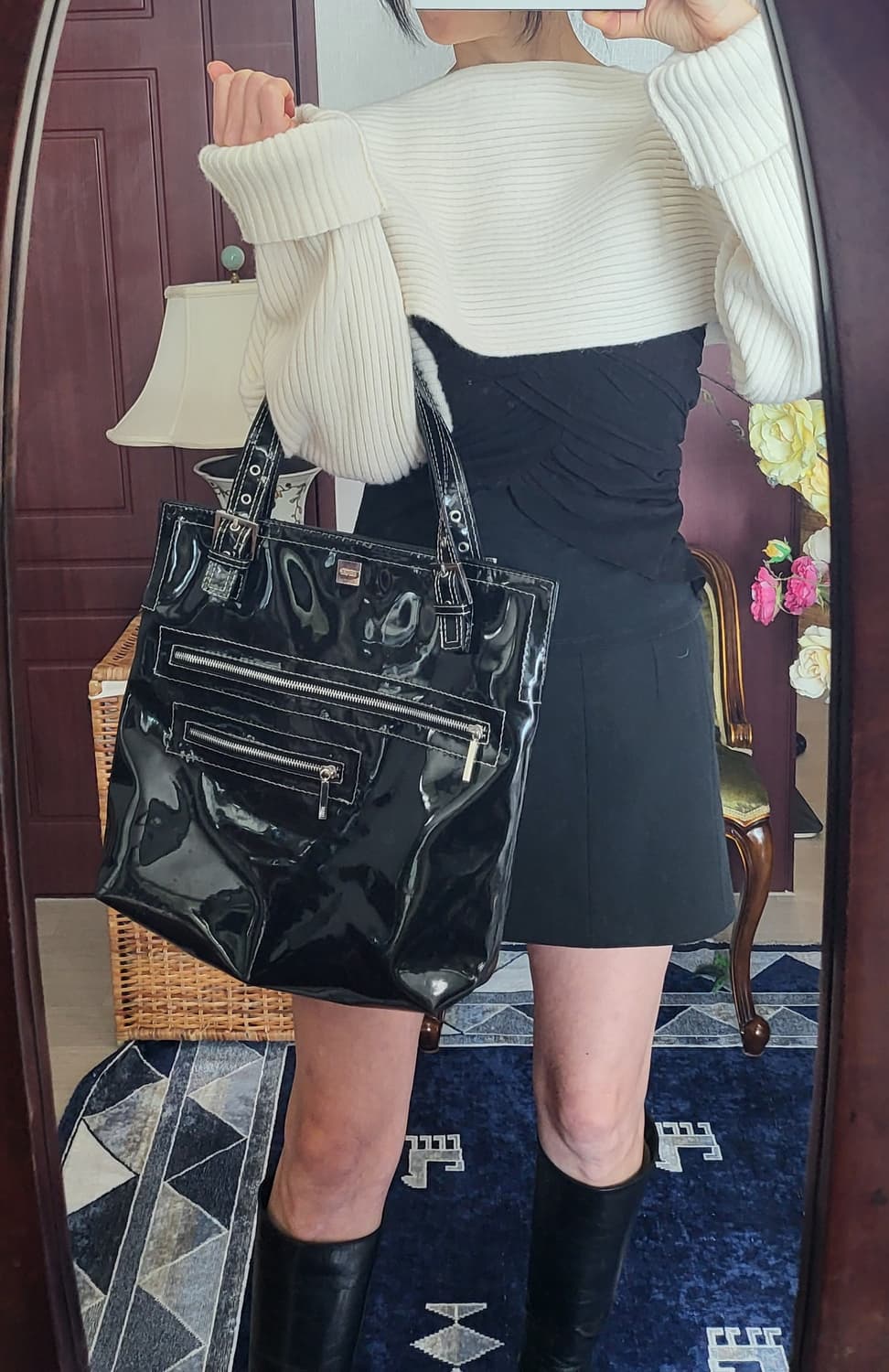 스페인 망고 에나멜 쇼퍼백 상품이미지1