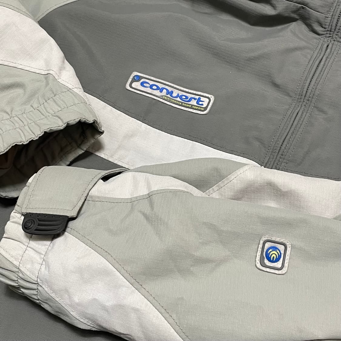 [L] 컬럼비아 컨버트 후드 바람막이 점퍼 화이트 그레이 상품이미지4