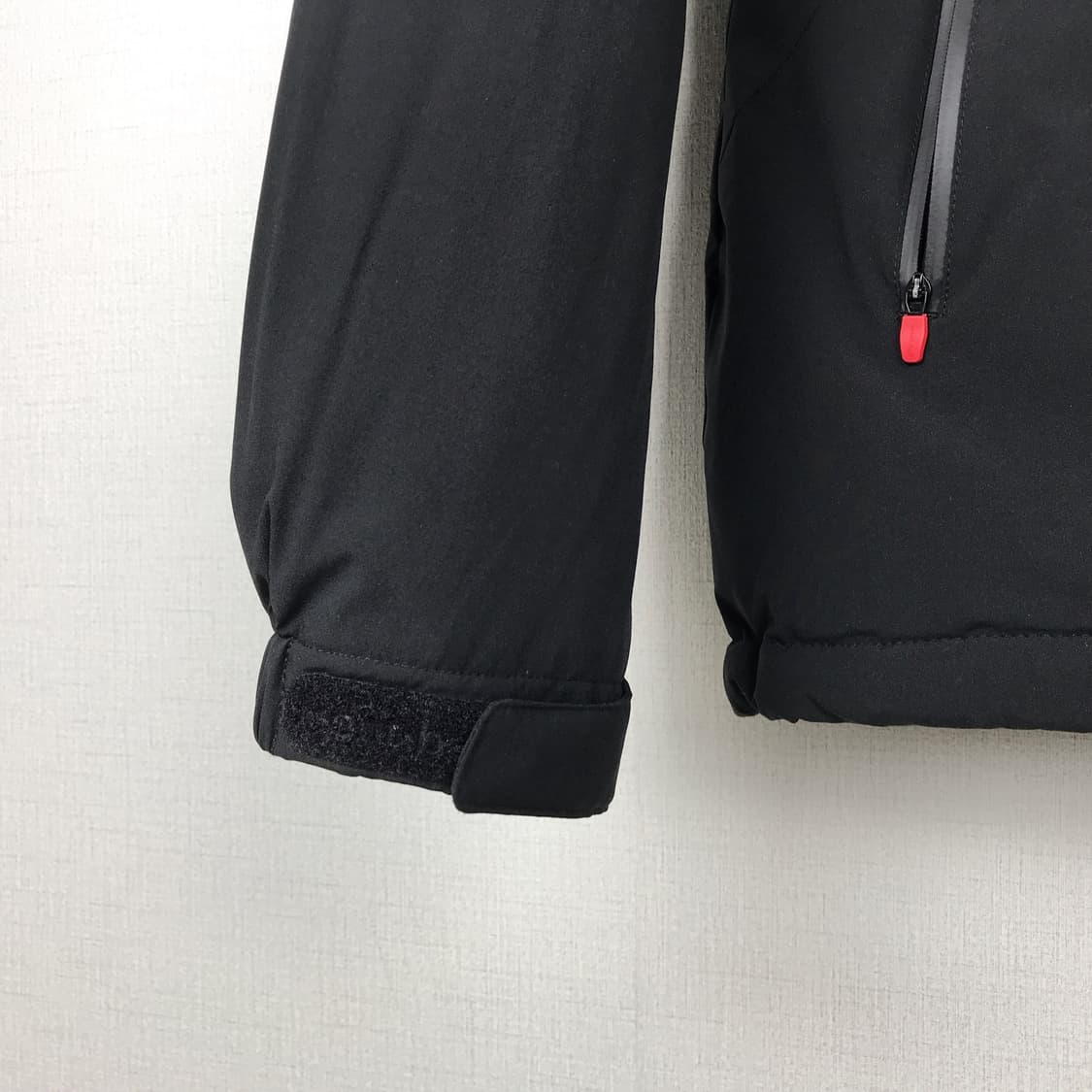 몽벨 바람막이 패딩자켓 여성S (90) 상품이미지4