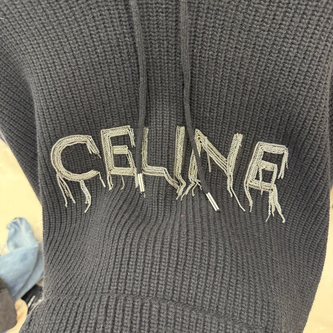 [리오브전포점] 셀린느 리브드 체인로고 니트 후드 상품이미지4