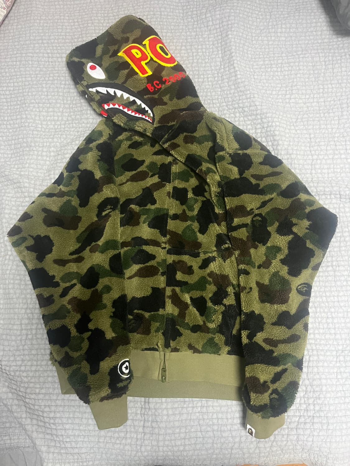 베이프 1ST CAMO 2ND SHARK BOA HOODIE  상품이미지1
