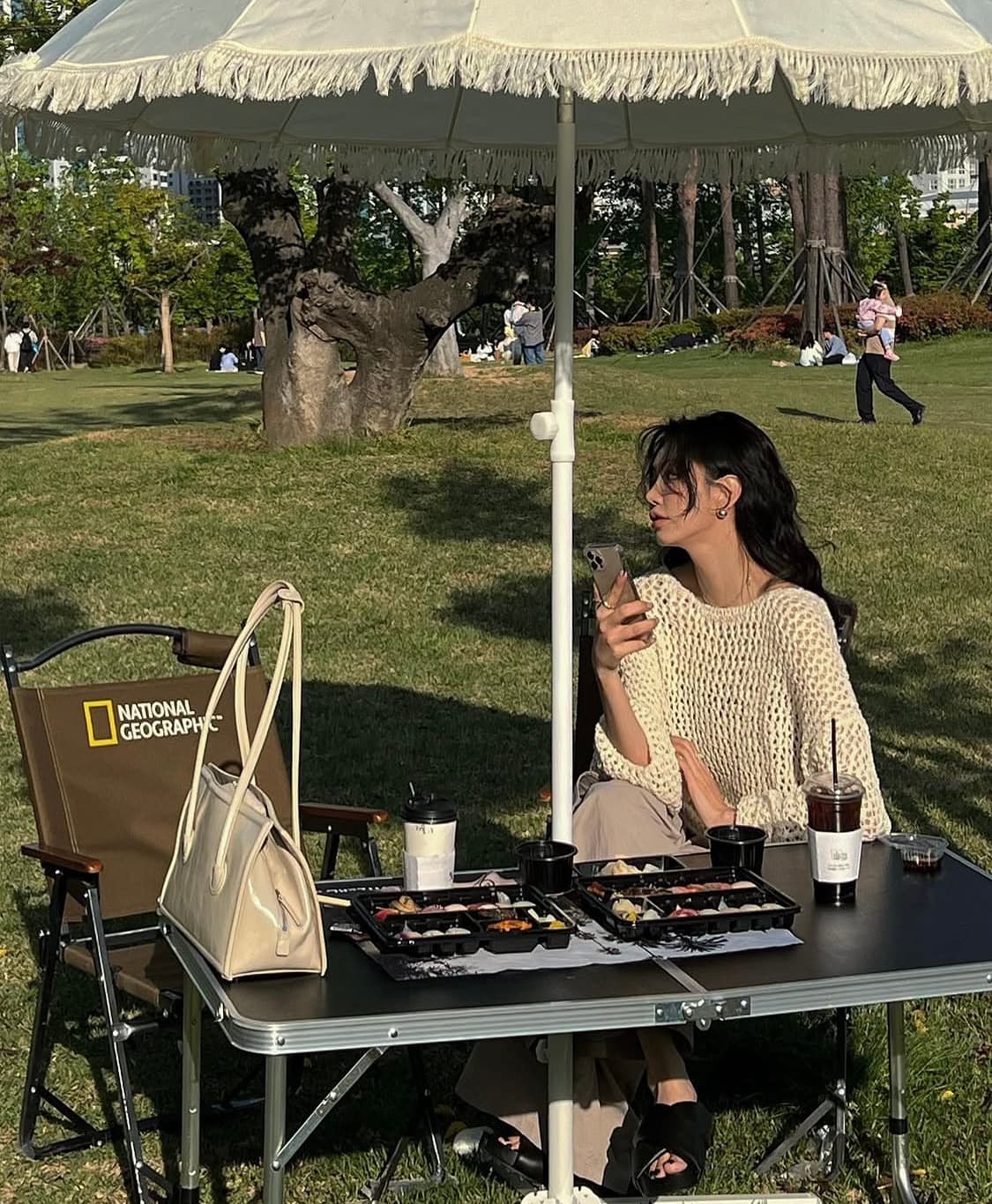 트리밍버드 펀칭 니트 아이보리 상품이미지4