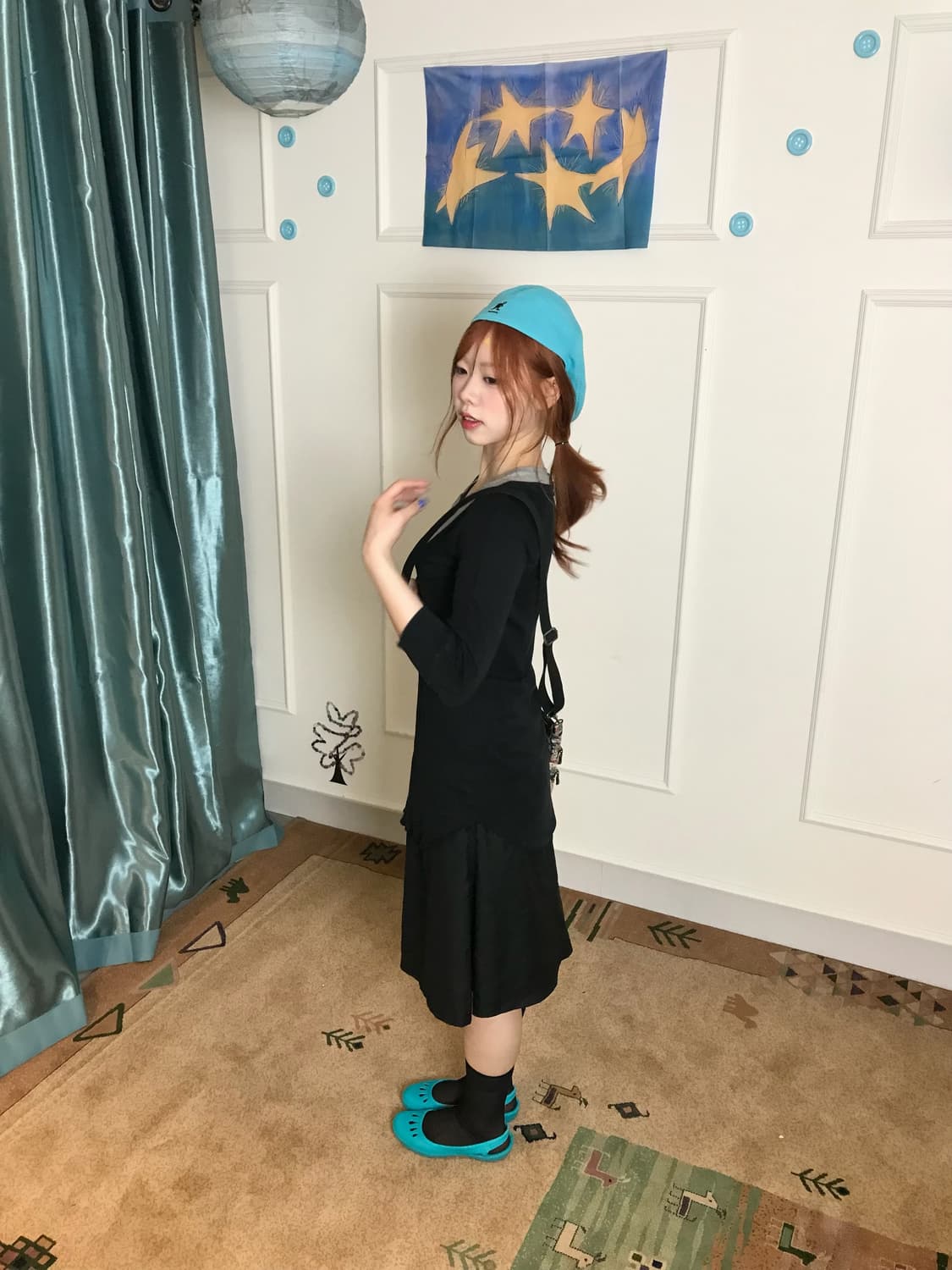 민트색 베레모와 상의 포인트를 맞춰,더 싱그럽고 청량하게 풀어낸 코디𖧧 상품이미지3