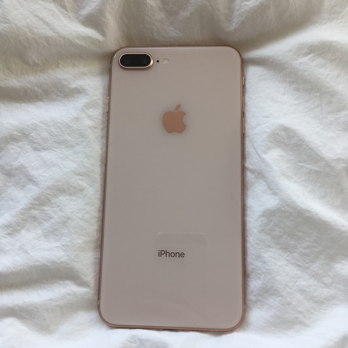 아이폰8플러스 골드 256 상품이미지1