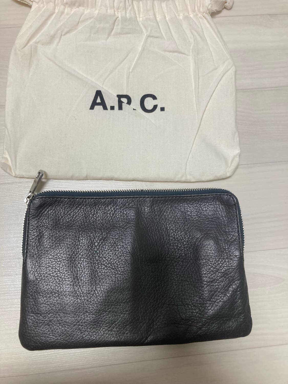 A.P.C 가죽파우치 상품이미지4