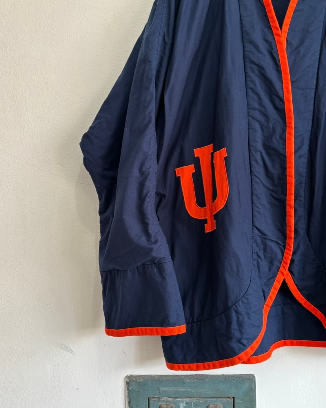 Univ. Of Illinois Reversible Jacket 상품이미지2