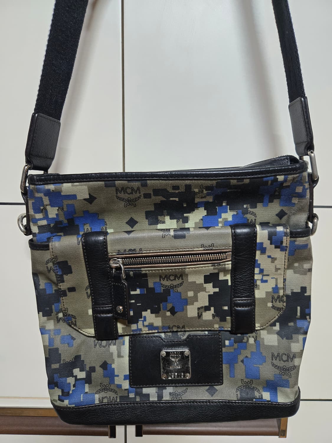 MCM 정품 카모 크로스백 상품이미지2