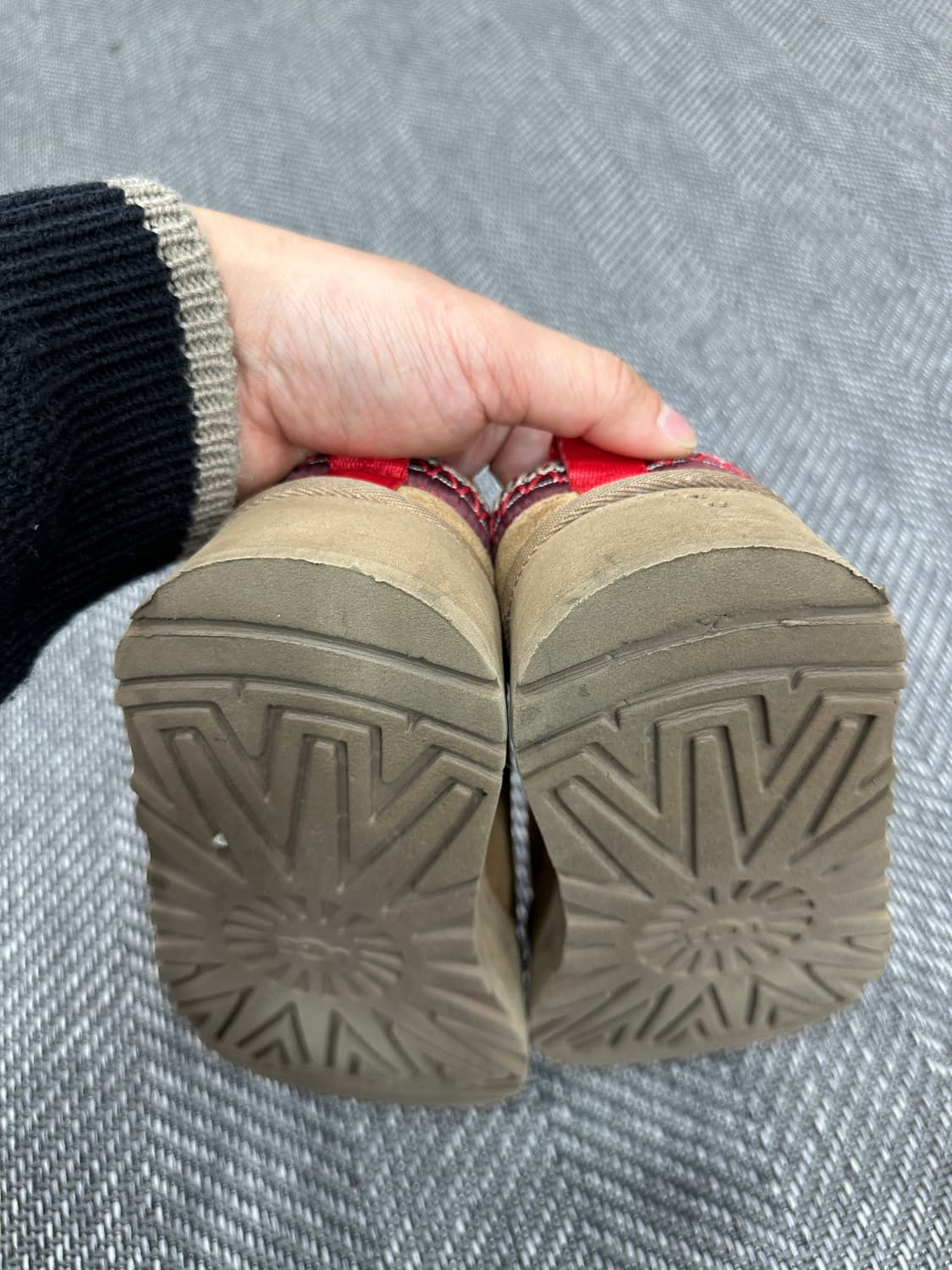 UGG 타스만 체스넛 플랫폼 슬리퍼 상품이미지6