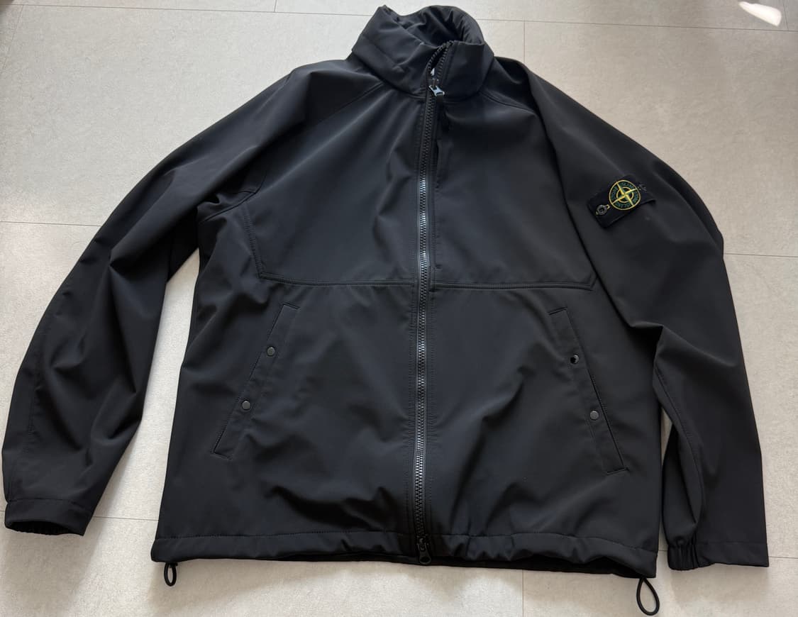 스톤아일랜드 소프트쉘 블랙 XXL 상품이미지1