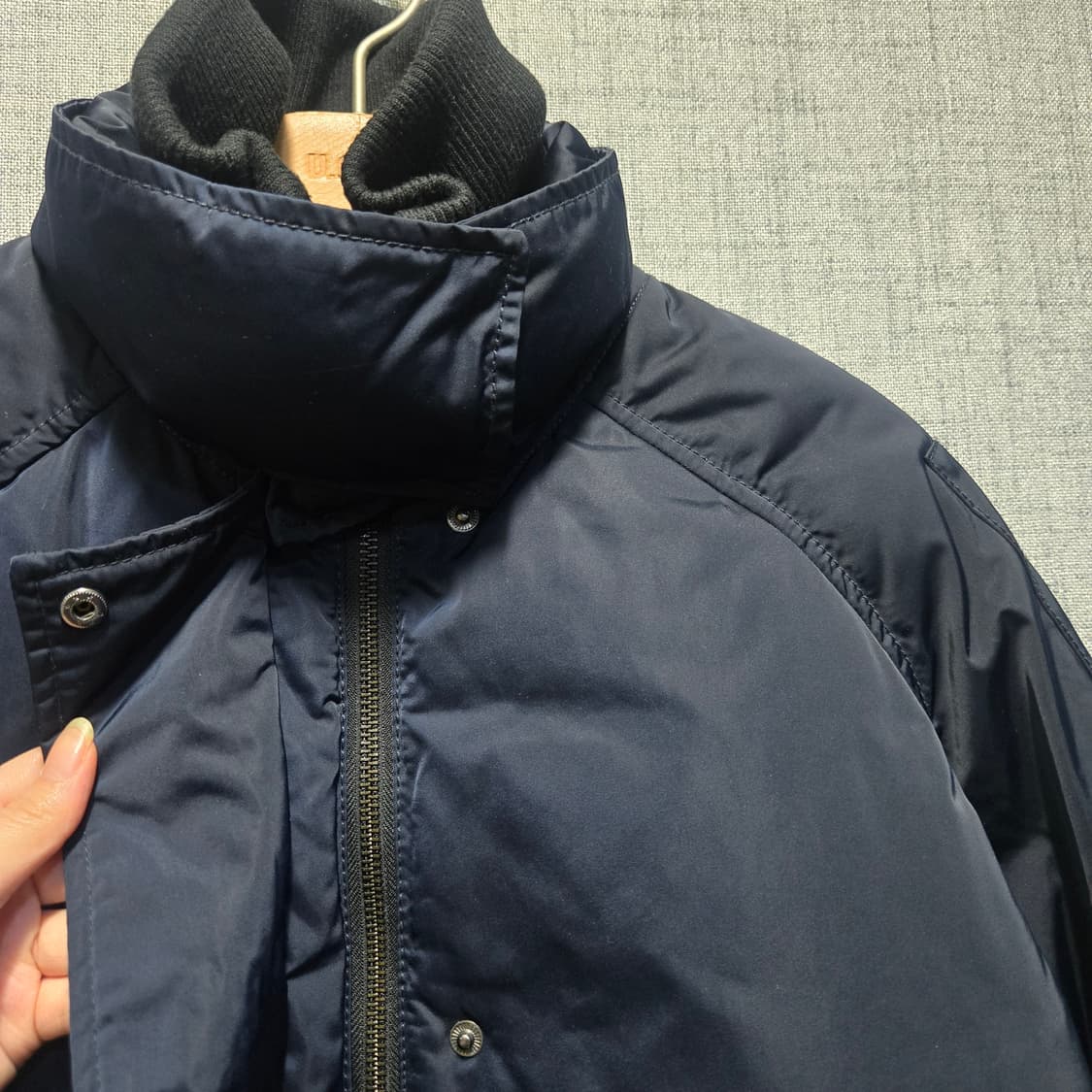 알마니익스체인지 여성 덕다운 숏 패딩  상품이미지4