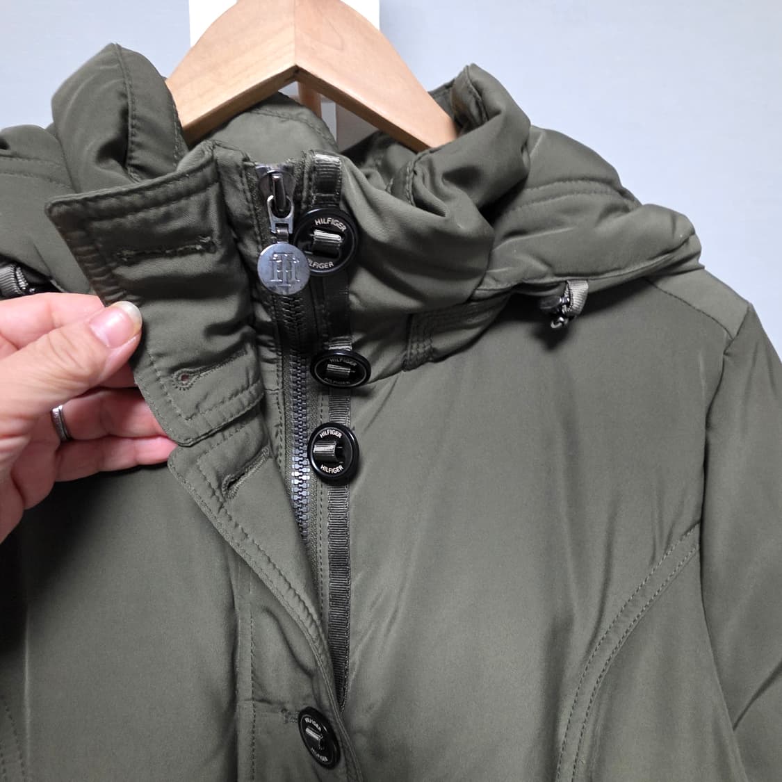 타미힐피거 카키 롱패딩 상품이미지8