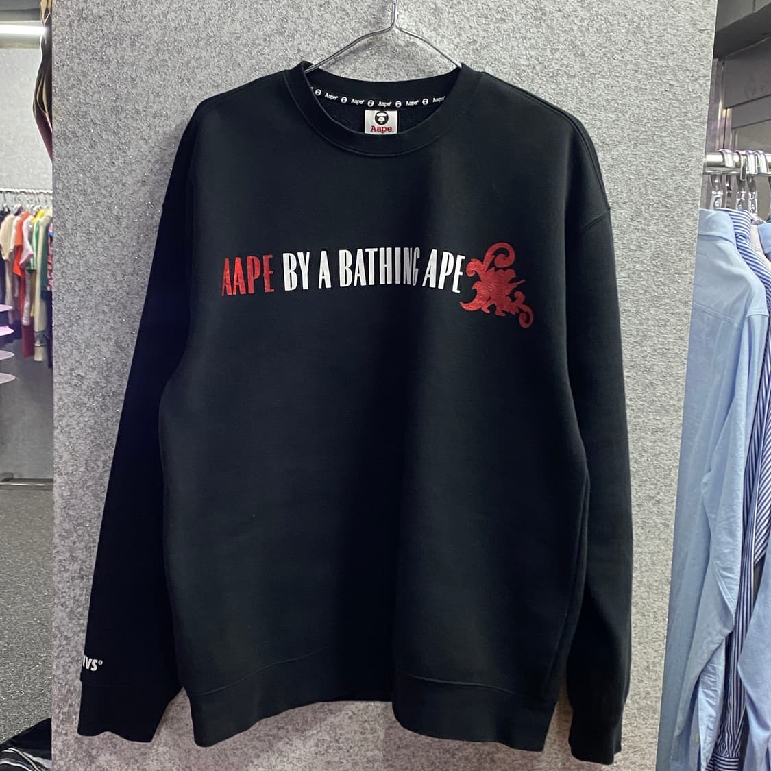 에이프 빅로고 블랙 스웻셔츠 B3567 상품이미지2