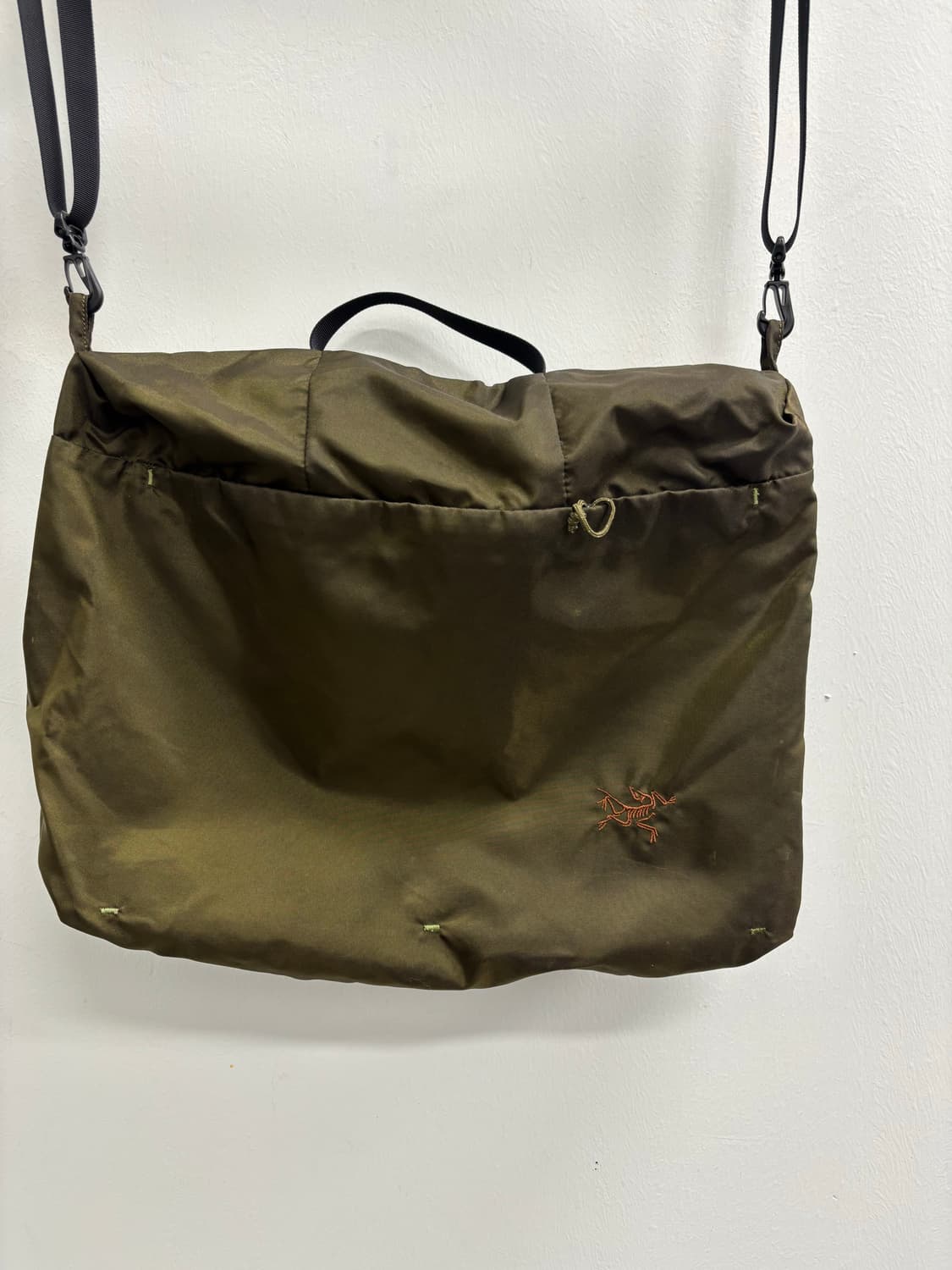 아크테릭스 ARC'TERYX 헬리아드 10 숄더백 상품이미지3