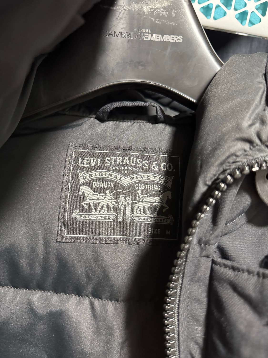 리바이스 패딩 상품이미지3