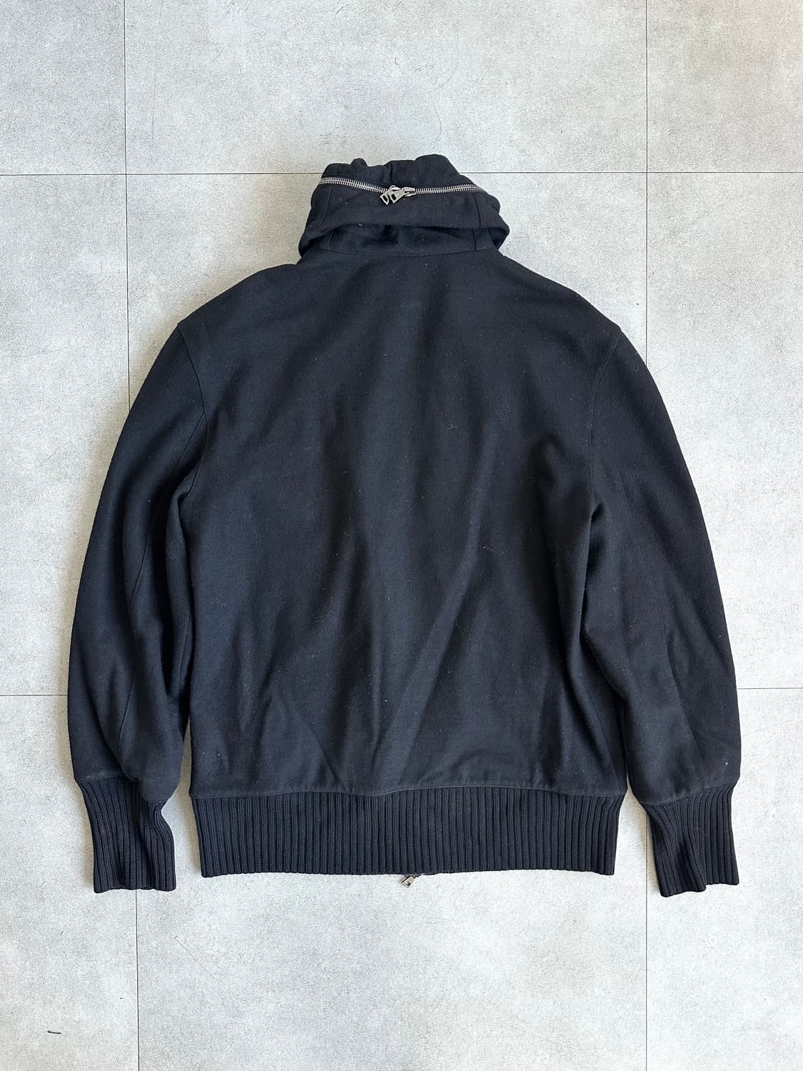 존바바토스 측융 울 하이넥 집업 자켓 상품이미지8