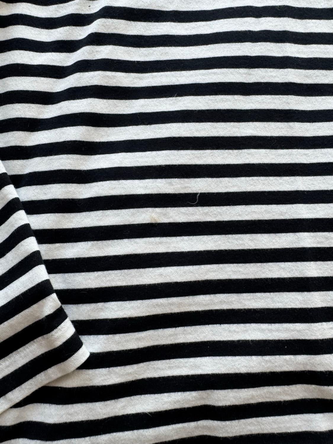  꼼데가르송 스트라이프 롱슬리브 티셔츠 블랙 화이트 상품이미지5