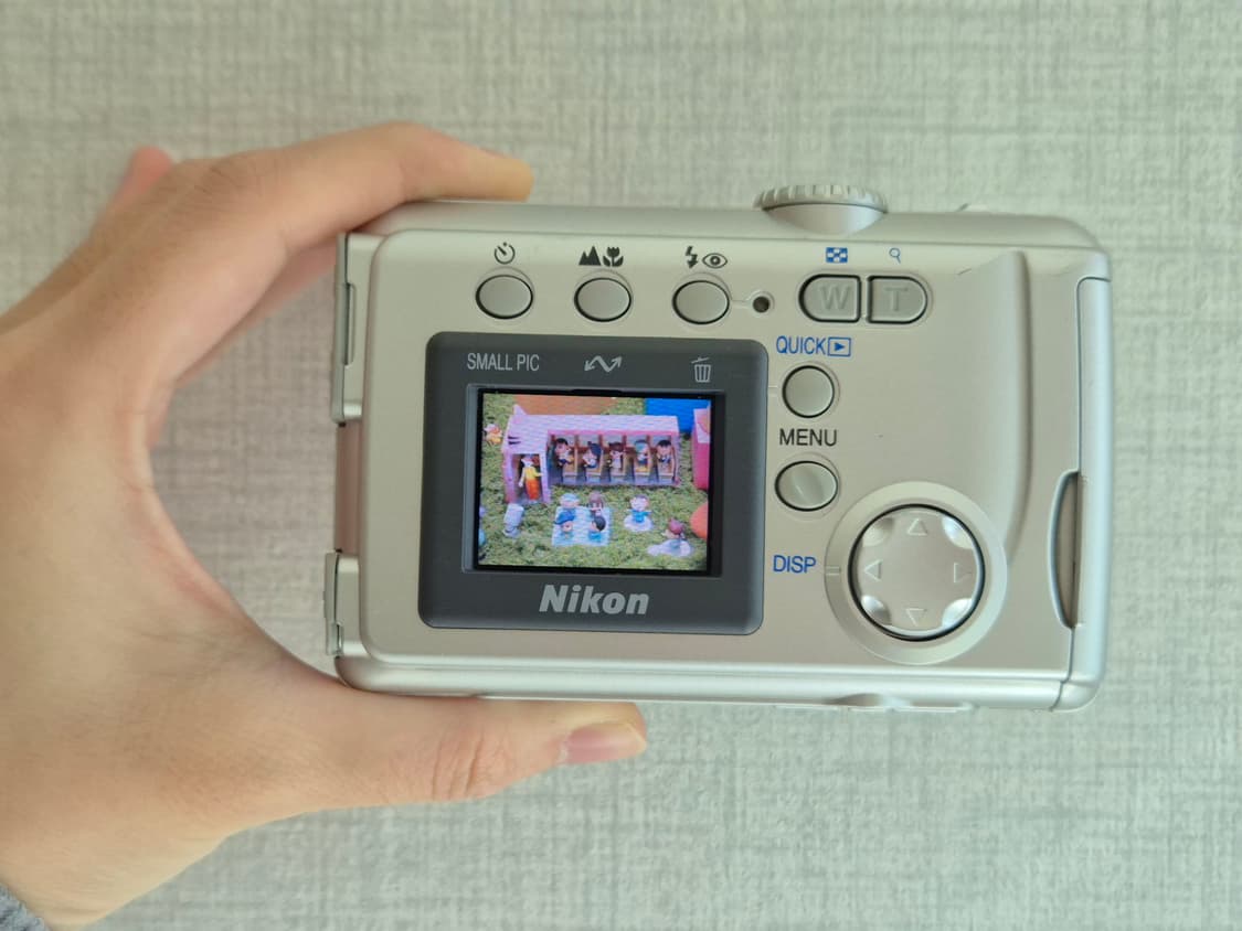 작례📸 니콘 쿨픽스 2000 (Coolpix 2000)  상품이미지2