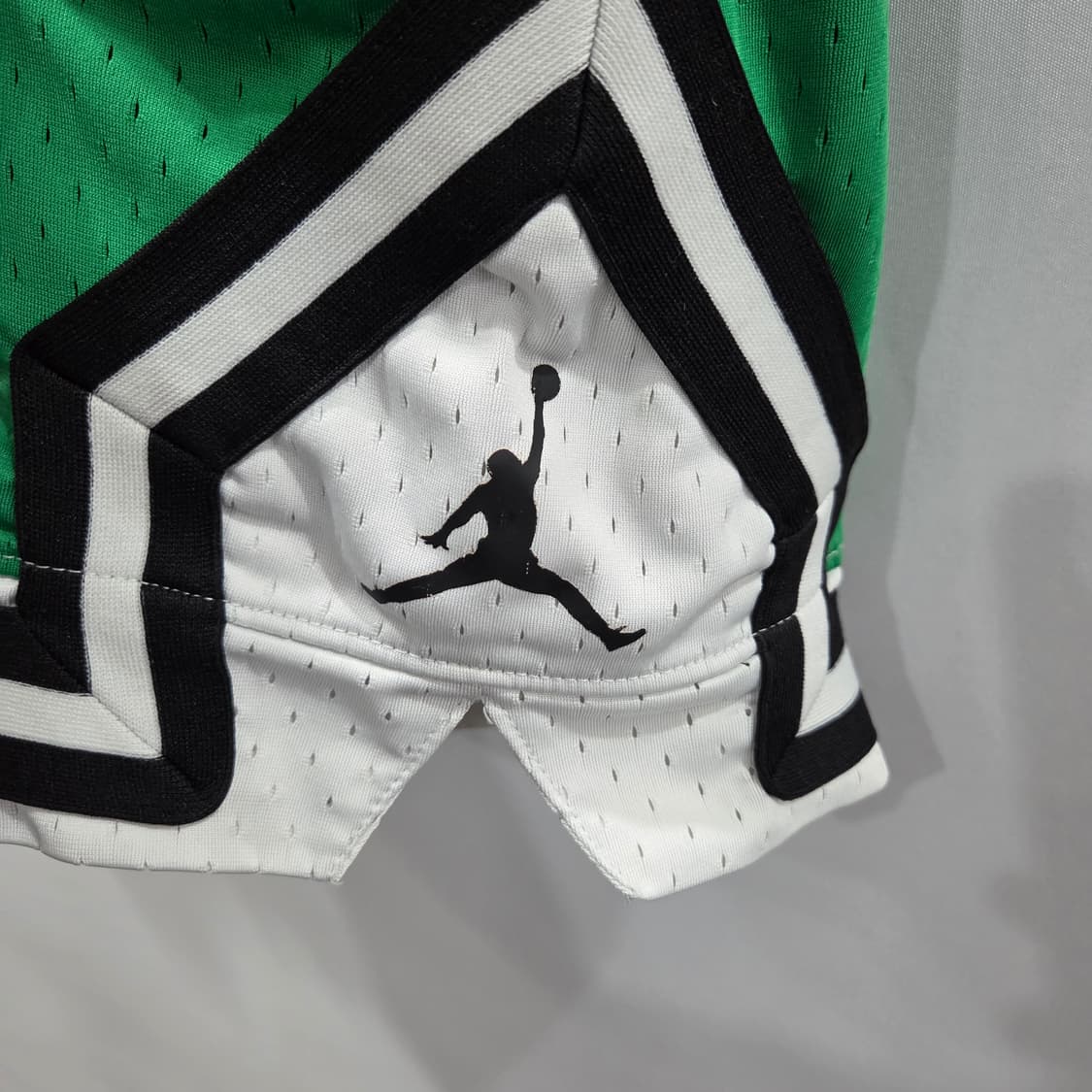 조던 키즈 농구 반바지 L/12/13 상품이미지2