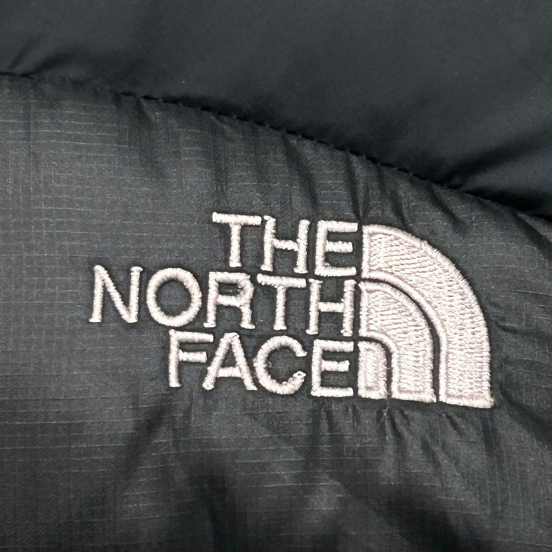 노스페이스 눕시 700 우먼즈 블랙 덕다운 패딩 80 상품이미지2