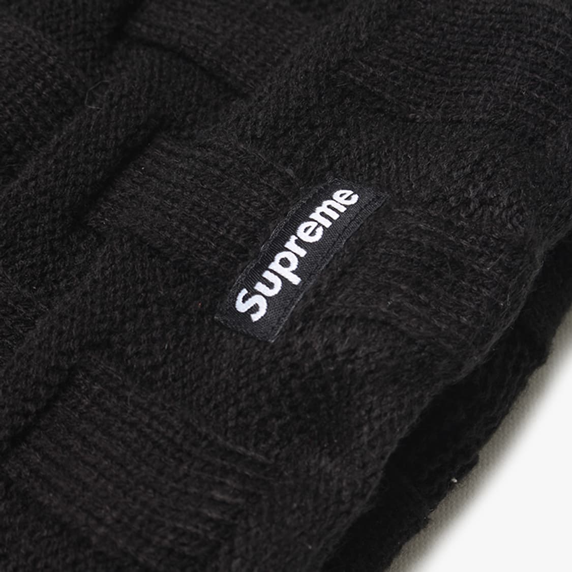  SUPREME "Black Beanie" 상품이미지2