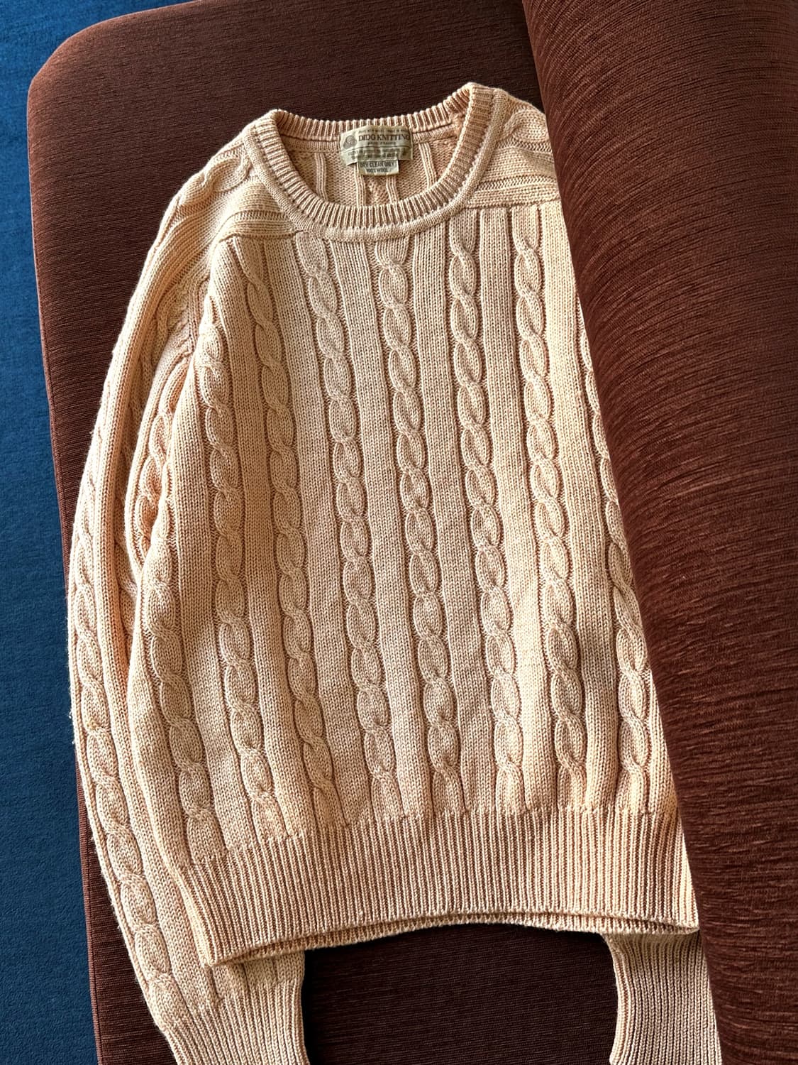 Hand-framed heavy wool cable knit P/O 상품이미지4