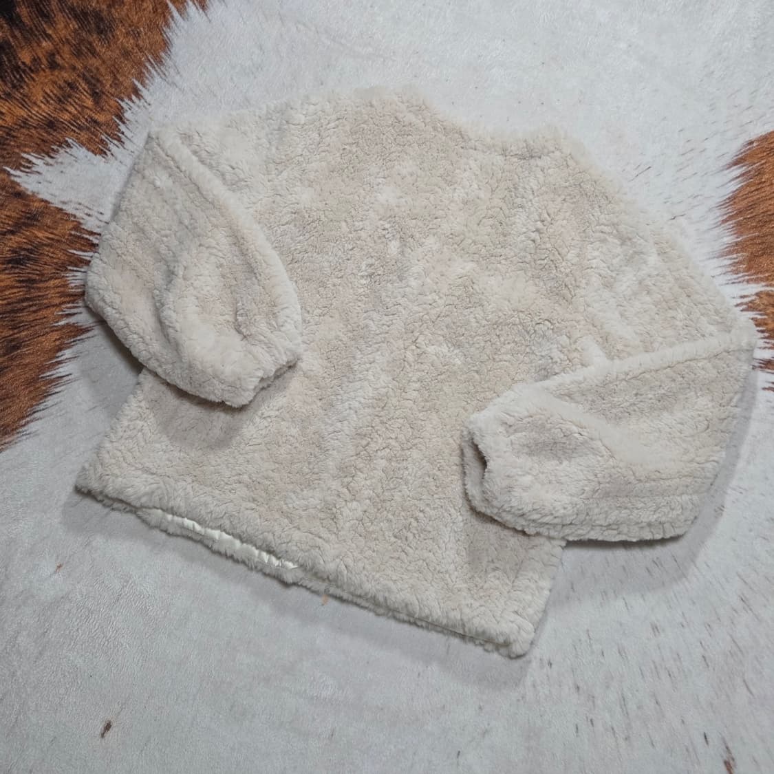 아이보리 베이지 퍼 브이넥 가디건 자켓 상품이미지4