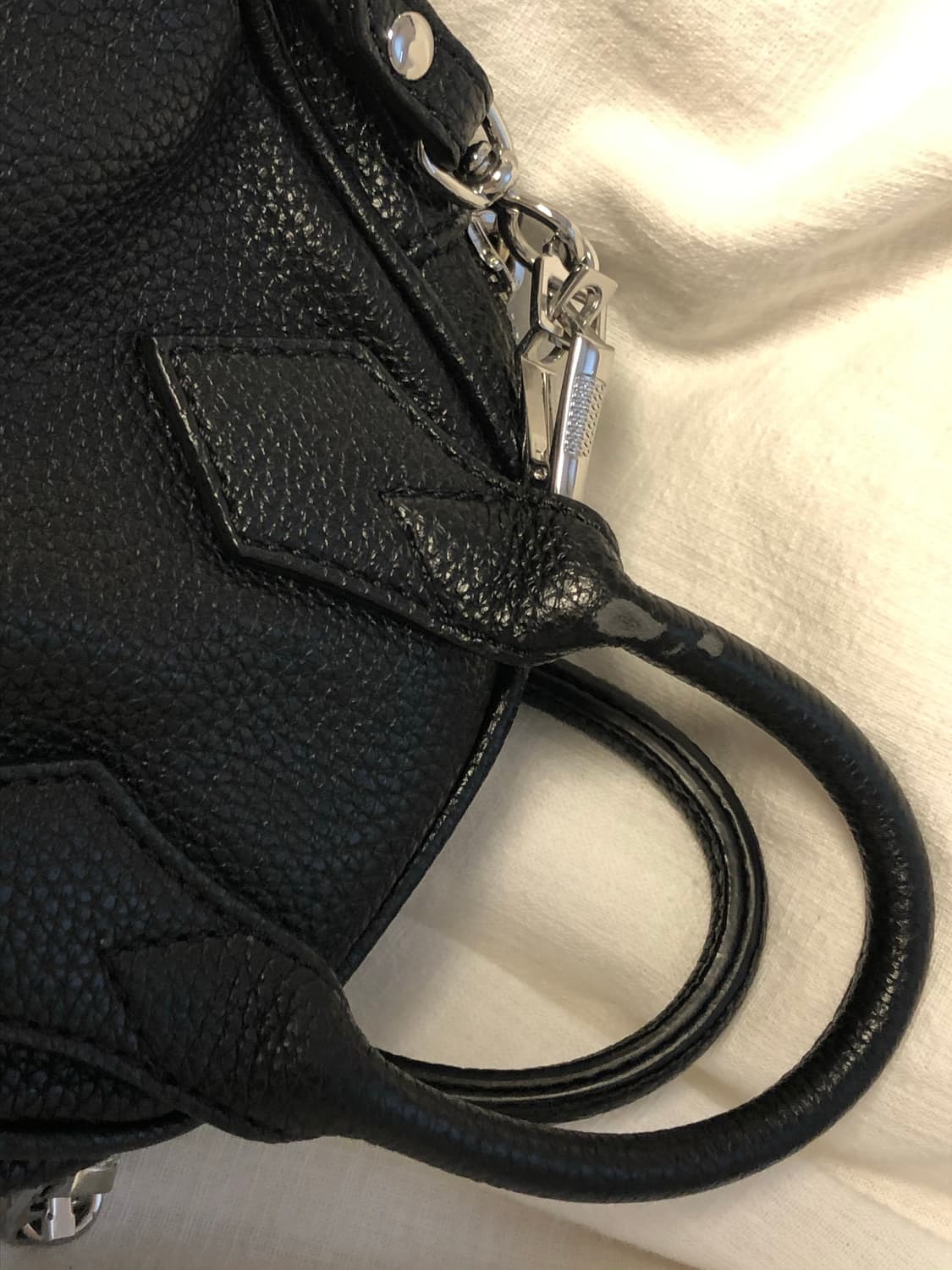 비비안웨스트우드 야스민 미니백 가방 상품이미지4