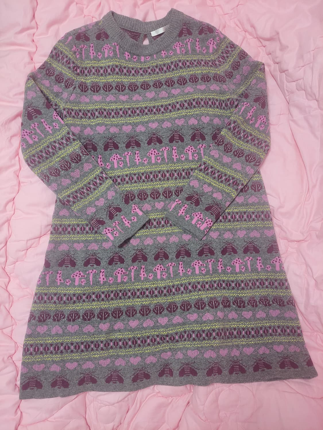 급처상태좋음!레니본 하트,버섯,벌 패턴 귀요미 니트 원피스 상품이미지1