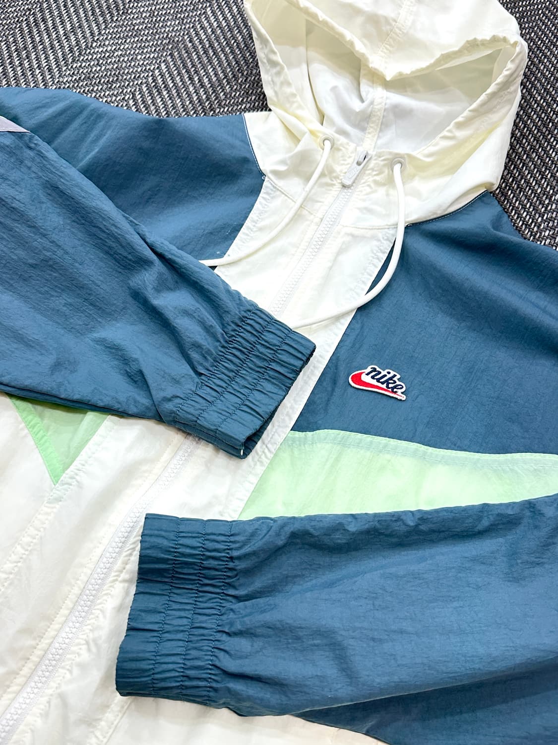 나이키 바람막이  상품이미지5